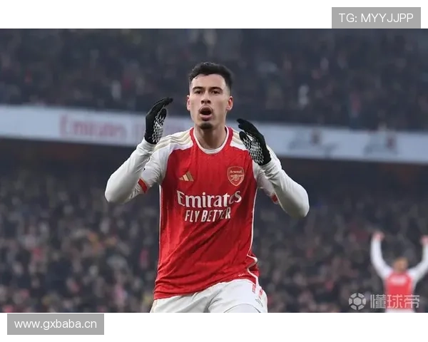 萨卡无球跑动与接球表现稳健，持续提升进攻效率