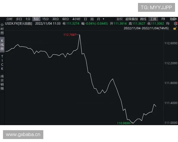 巴萨进攻流畅但效率问题显现,持续表现波动对争冠形势产生影响