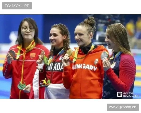 傅园慧训练完直接打车回家，师傅问她为啥不坐公交，她说“省下的时间能多睡20分钟”